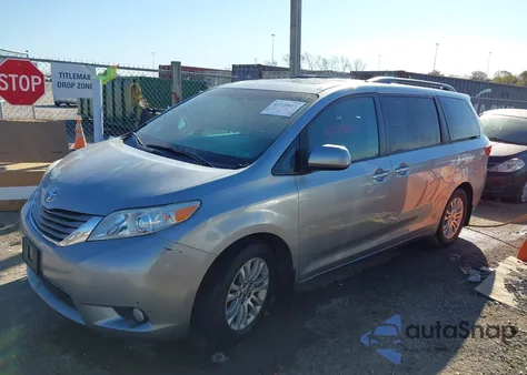 2016 Toyota Sienna Xle Premium 8 Passenger z USA, uszkodzony, nr VIN 5TDYK3DC9GS764536